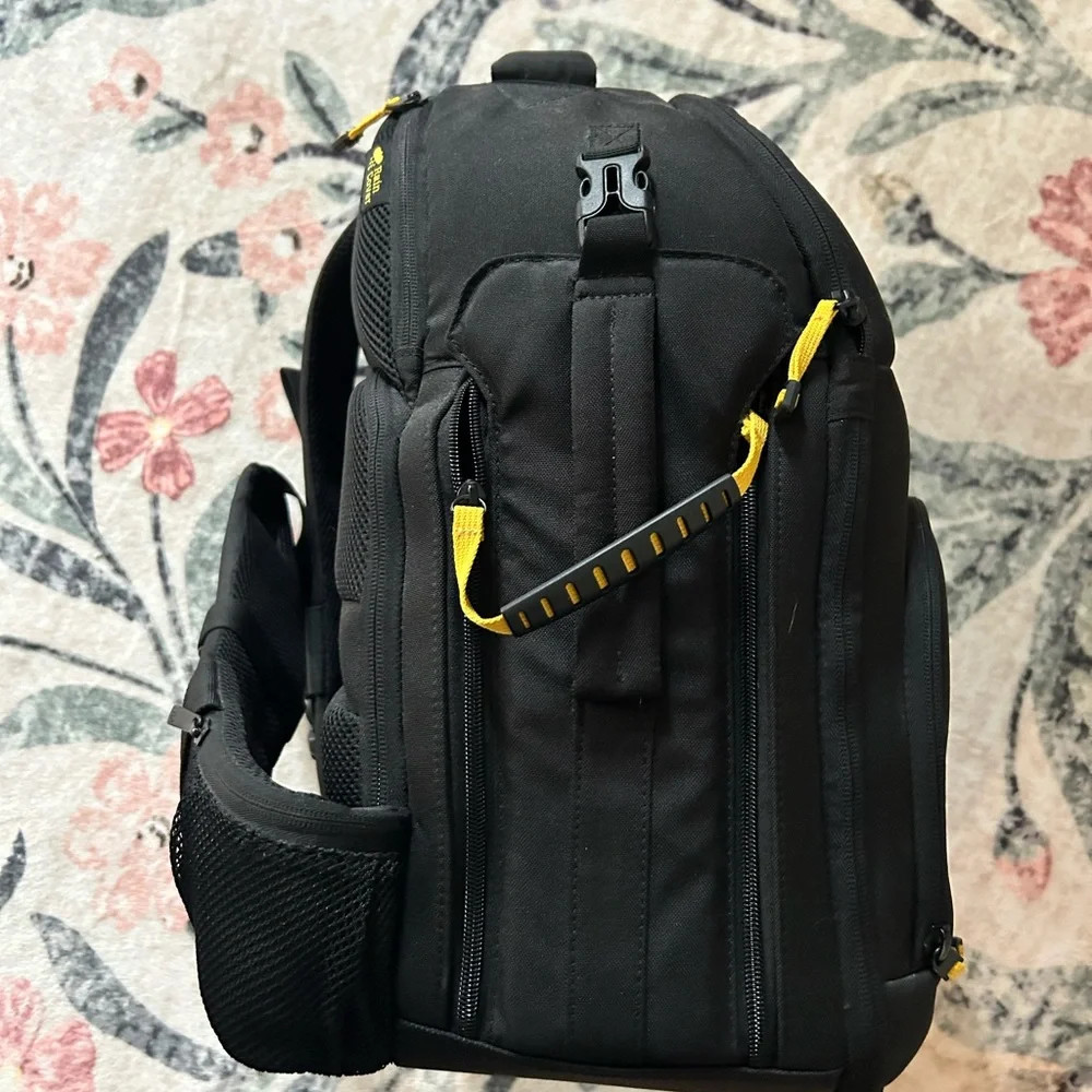 Ruggard Triumph 45 Sling Camera Bag